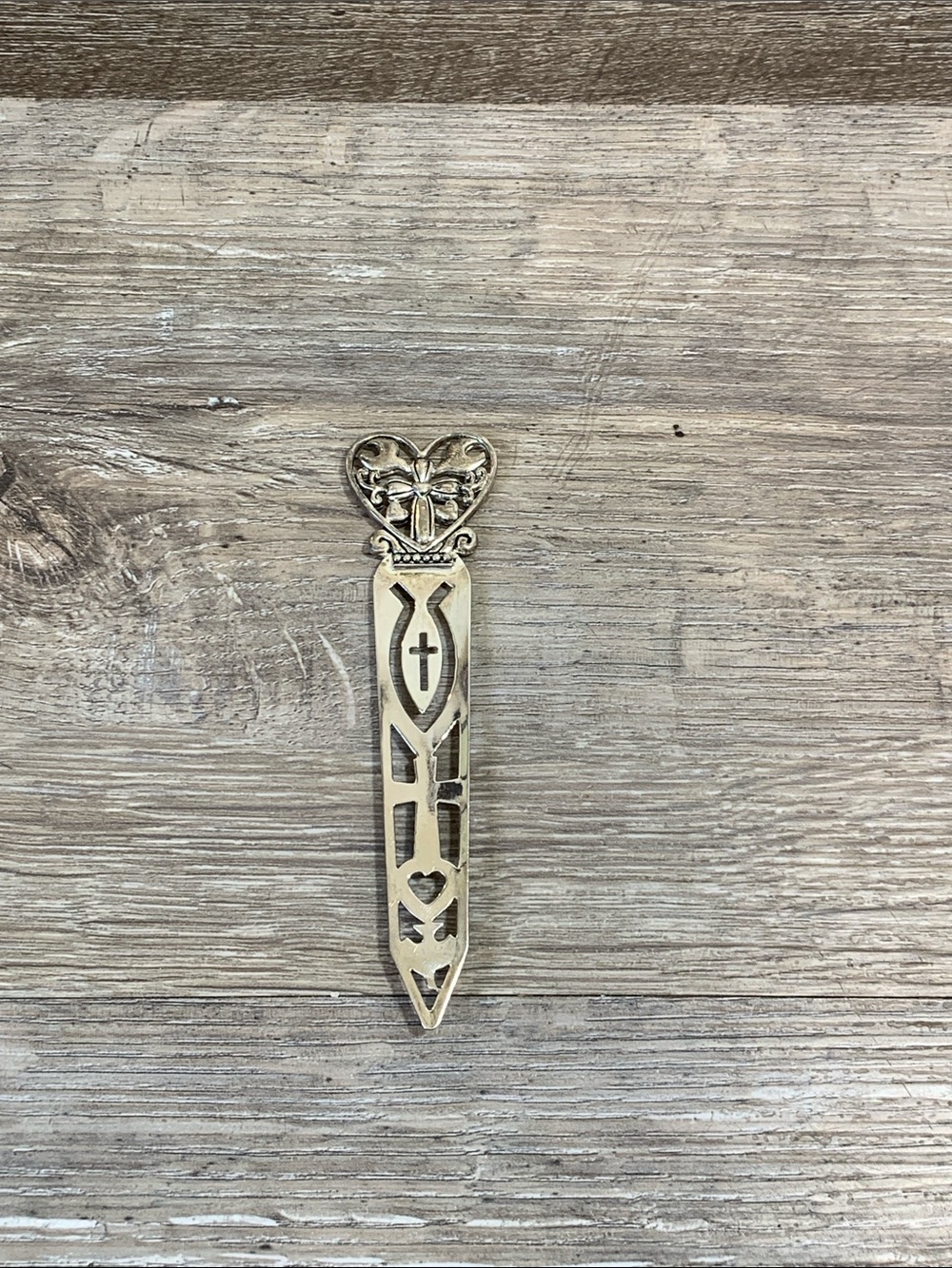 3/$10💕 Silver-Tone Heart & Cross Bookmark - Decorative Journal Accessory